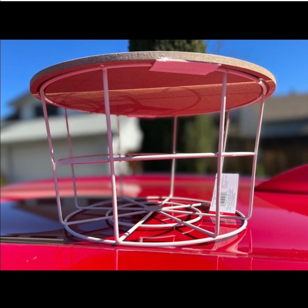Lot of 8 wire bins - wedding decoration
